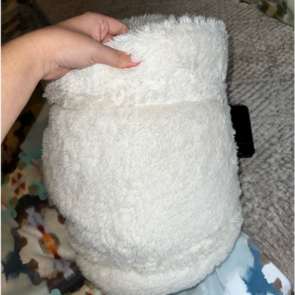 PB Teen Reversible Sleeping Bag (2 available) - Picture 3 of 4